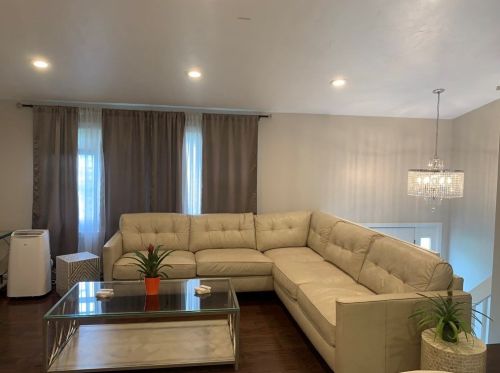 4 Crestlan Dr, Worcester, MA 01604-1400