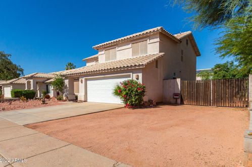 1102 Behrend Dr, Phoenix AZ 85050-3992 exterior