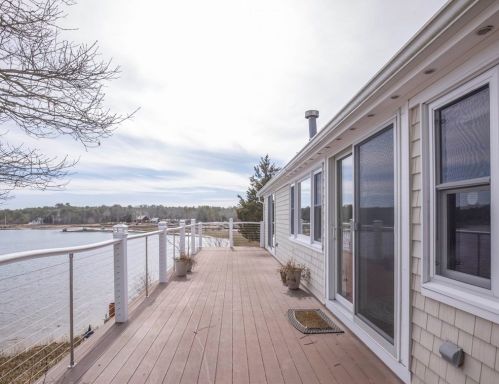 19 Over Jordan Rd, Wareham MA 02571-2414 exterior