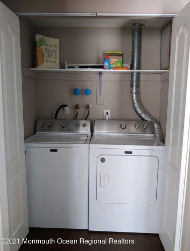 72 Azalea Cir, Jackson Twp NJ 08527-2557 exterior