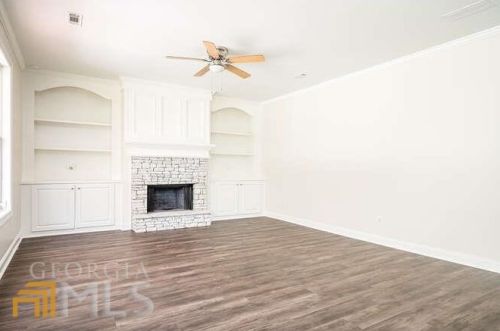 3121 Jackson Creek Dr, Stockbridge GA  30281-5690 exterior