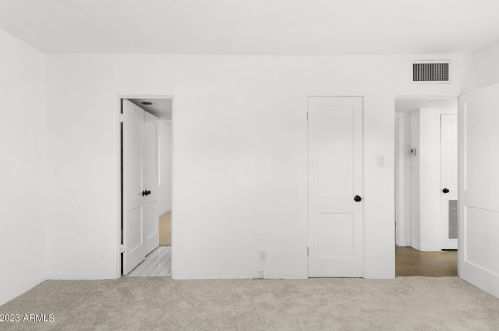 525 Edgemont Ave, Phoenix AZ 85035-1809 exterior