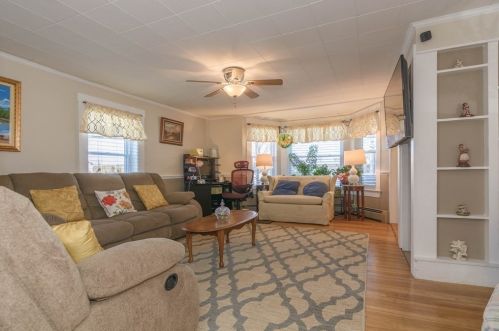 178 Merrimack St, Methuen, MA 01844-5600