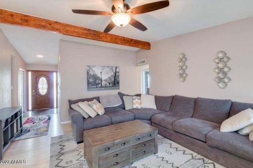 3627 Bloomfield Rd, Phoenix AZ  85032-7363 exterior