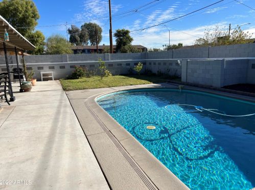 2113 Amelia Ave, Phoenix AZ 85037-2408 exterior