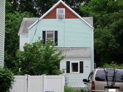 102 Los Angeles St, Newton, MA 02458-1019