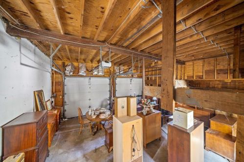 143 Rocky Hl Rd, Plymouth MA 02360-5501 exterior