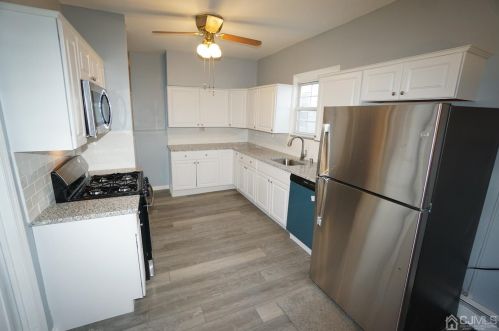 85 Pulaski Ave, Carteret NJ  07008-2535 exterior