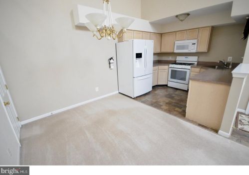 1304 Tristram Cir, West Deptford NJ 08051-2256 exterior