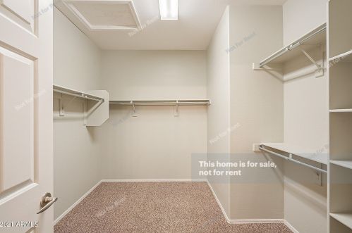 1823 Eastman Dr, Phoenix AZ 85086-1503 exterior