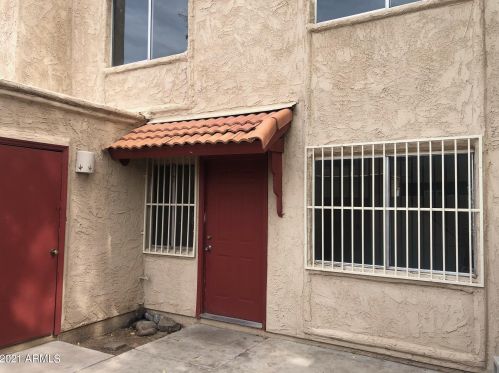4240 68th Ave, Phoenix, AZ 85033-8251