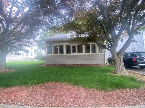 25 Auburn St, Newton MA 02465-2225 exterior