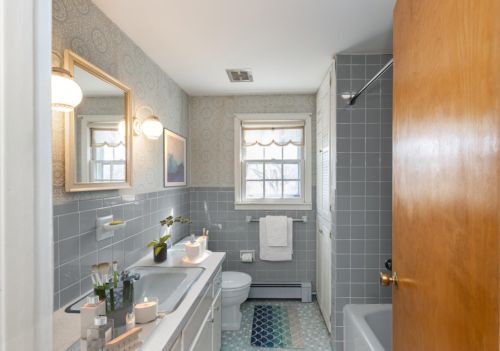 27 Huettner Rd, Falmouth MA 02543-1508 exterior