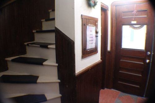 563 Whipple St, Fall River MA 02724-3433 exterior