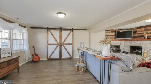 23 Lauderdale Rd, West Deptford NJ 08096-3938 exterior