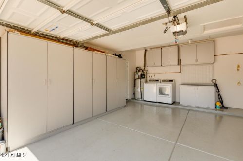 4302 Acoma Dr, Phoenix AZ 85032-4855 exterior