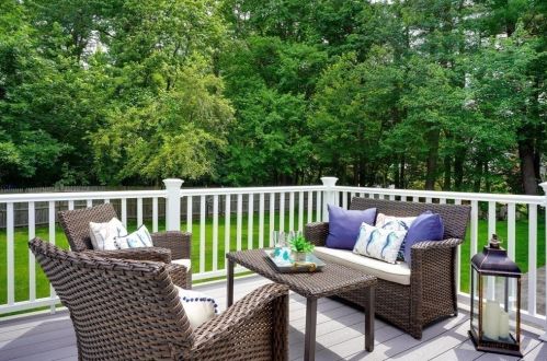 14 Harvard Ave, Burlington MA  01803-1336 exterior