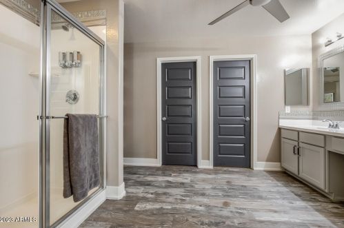 7633 37th St, Phoenix AZ 85042 exterior