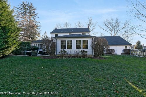 67 Rivers Edge Dr, Little Silver NJ  07739-1708 exterior
