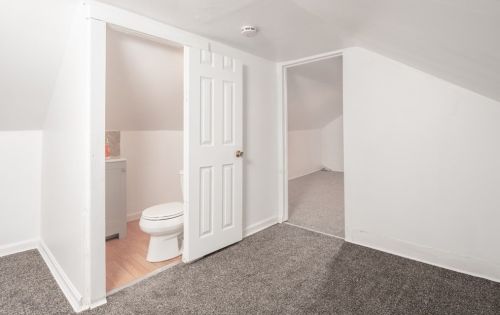 71 Fox St, Worcester MA 01604-4333 exterior