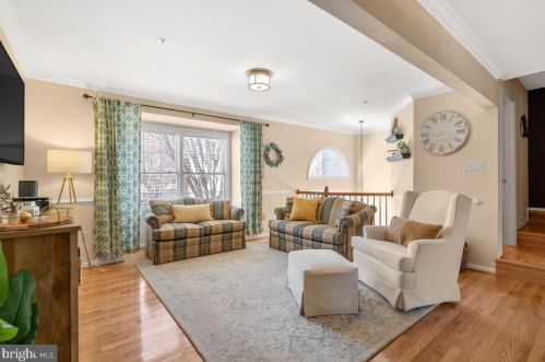 5327 Tarkington Pl, Columbia MD 21044-5407 exterior