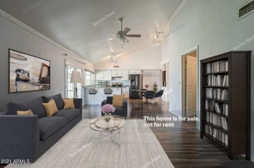 12653 42nd Dr, Phoenix, AZ 85029-1979