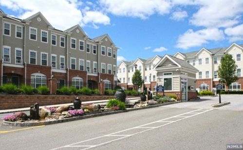 511 Deluca Rd, Belleville, NJ 07109-5350