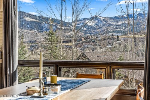 1995 Kidd Cir, Park City UT 84098-8512 exterior