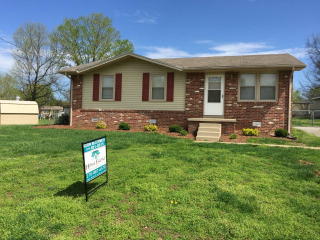 202 Crst Dr, Hopkinsville KY  42240-5145 exterior