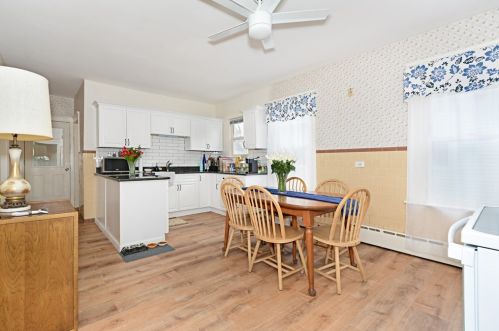 31 Benedict Rd, Worcester MA 01604-1814 exterior