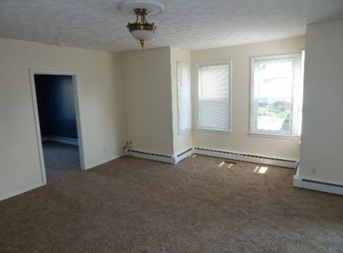 25 Lawrence St, Taunton MA 02780-1776 exterior