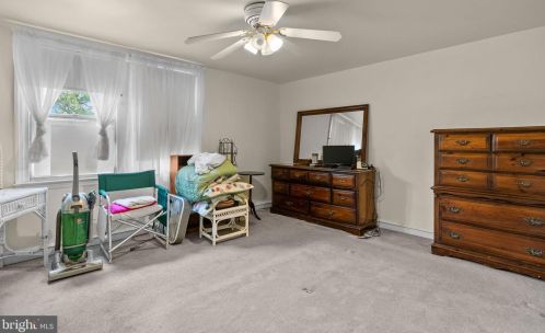 6037 Loretto Ave, Philadelphia PA 19149-3211 exterior