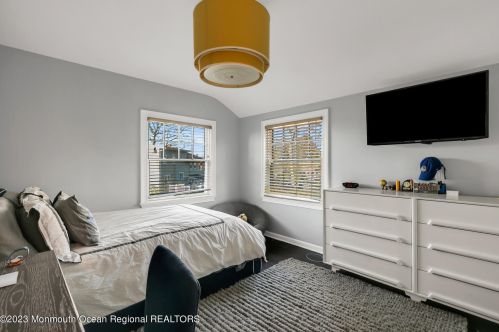 67 Rivers Edge Dr, Little Silver NJ  07739-1708 exterior