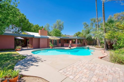 9226 33 Way, Phoenix AZ 85028-4920 exterior