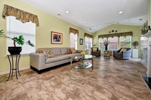 18 Nottingham Way, Jackson Twp NJ 08527-4374 exterior