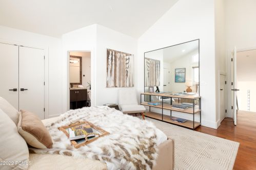 2722 Est Dr, Park City UT 84060-6877 exterior