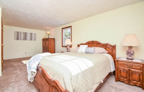 6 Dorothy Dr, Plymouth MA 02360-6232 exterior