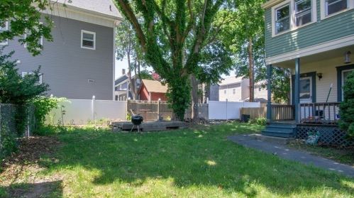 95 Chestnut St, New Bedford, MA 02740-5325