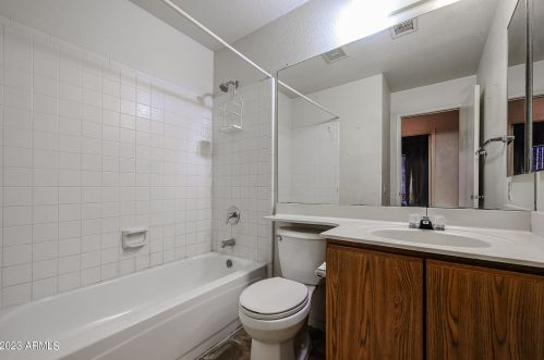 5941 Cambridge Ave, Phoenix AZ 85006-1128 exterior