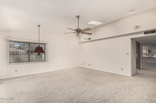 11420 Ahwatukee Dr, Phoenix AZ 85044-3102 exterior