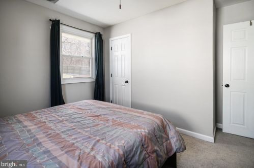 128 Hannold Blvd, West Deptford NJ exterior