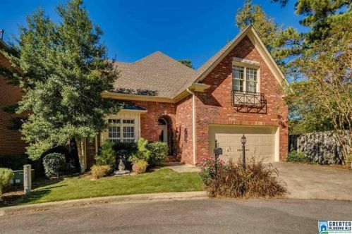 1551 Creekstone Cir, Birmingham, AL 35243-2827