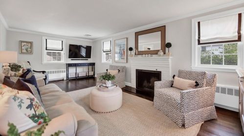 5 Magnolia Rd, Milton, MA 02186-3253