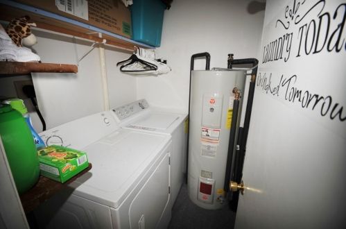 152 Marion Rd, Wareham MA 02571-1460 exterior