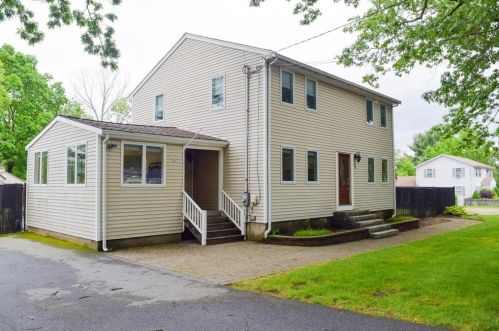 69 Russell St, Peabody, MA 01960-1114