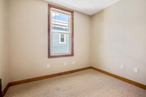 59 Pearl St, Everett MA 02149-1105 exterior