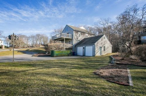 74 Sanderson Dr, Plymouth, MA 02360-1451