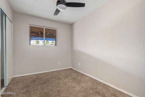 2248 Chipman Rd, Phoenix AZ 85040-2472 exterior