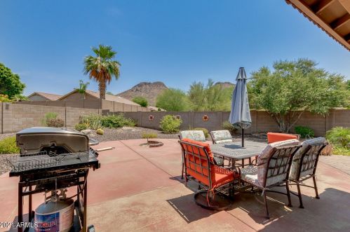 25801 65 Dr, Phoenix AZ 85033-1605 exterior