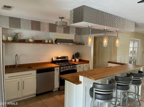 13441 33rd St, Phoenix AZ  85032-6101 exterior